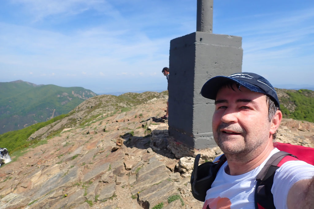 Joaquín en la cima del Turó de l'Home, 1.706 mts.